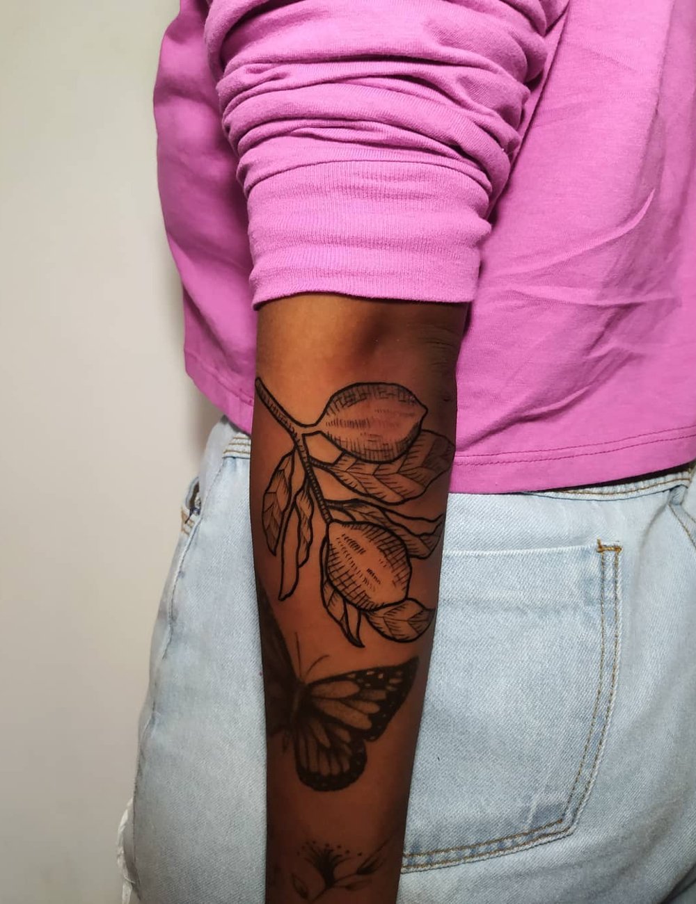 tatuagens femininas em pele negra