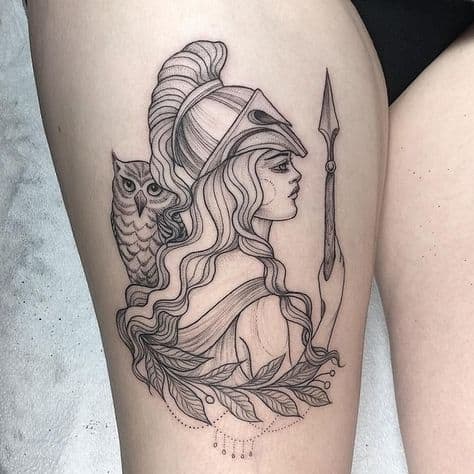 Estilo e Arte: Como Escolher Sua Tatuagem de Estátua Grega