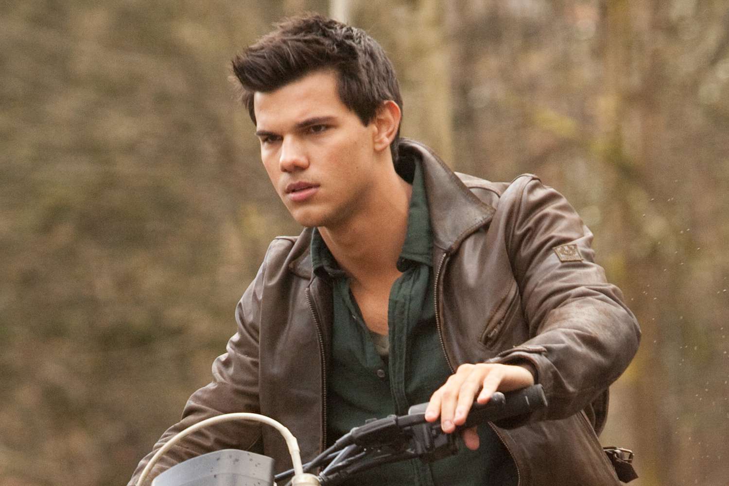 taylor lautner lobo