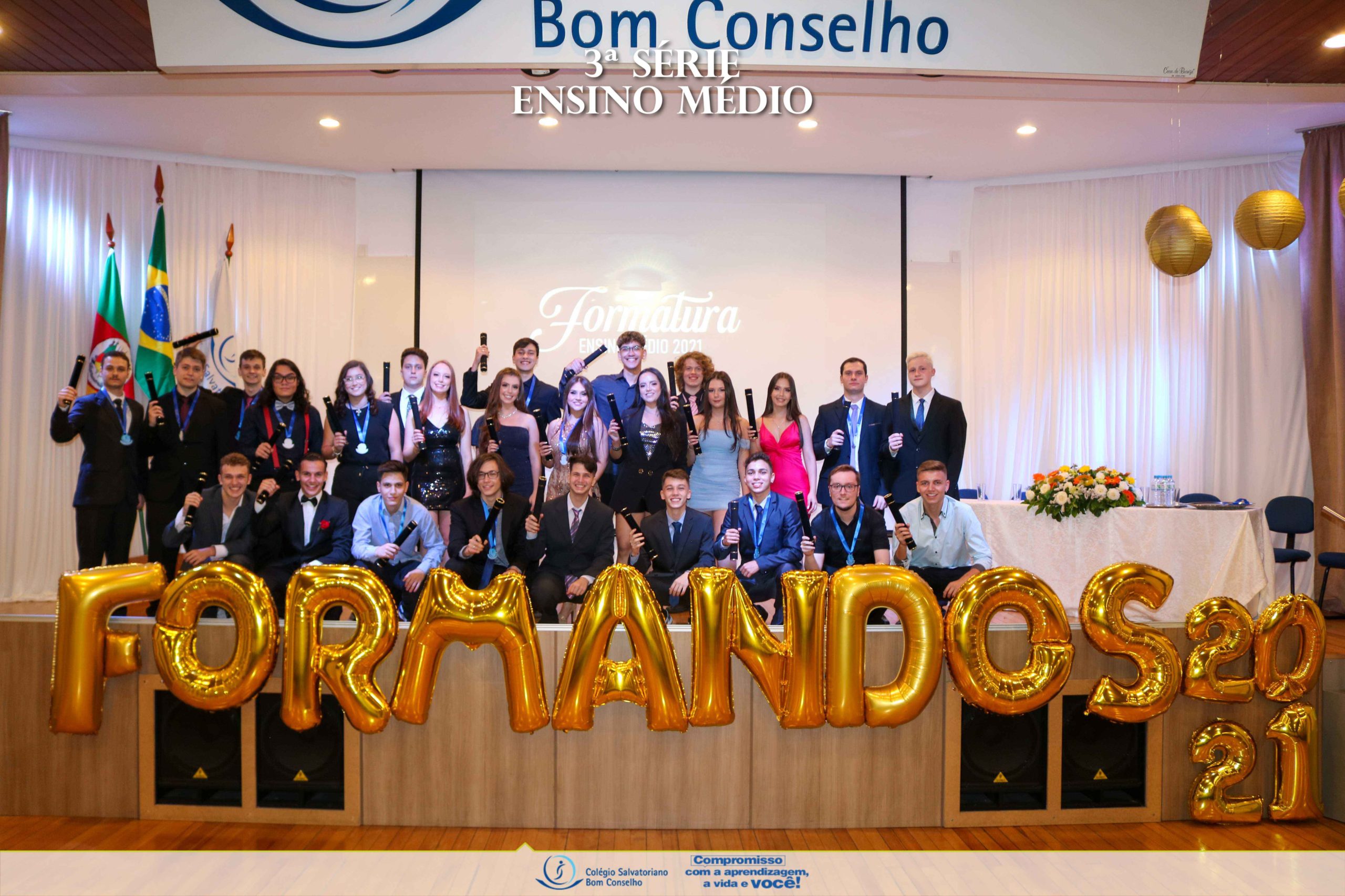 decoração temática formatura ensino médio