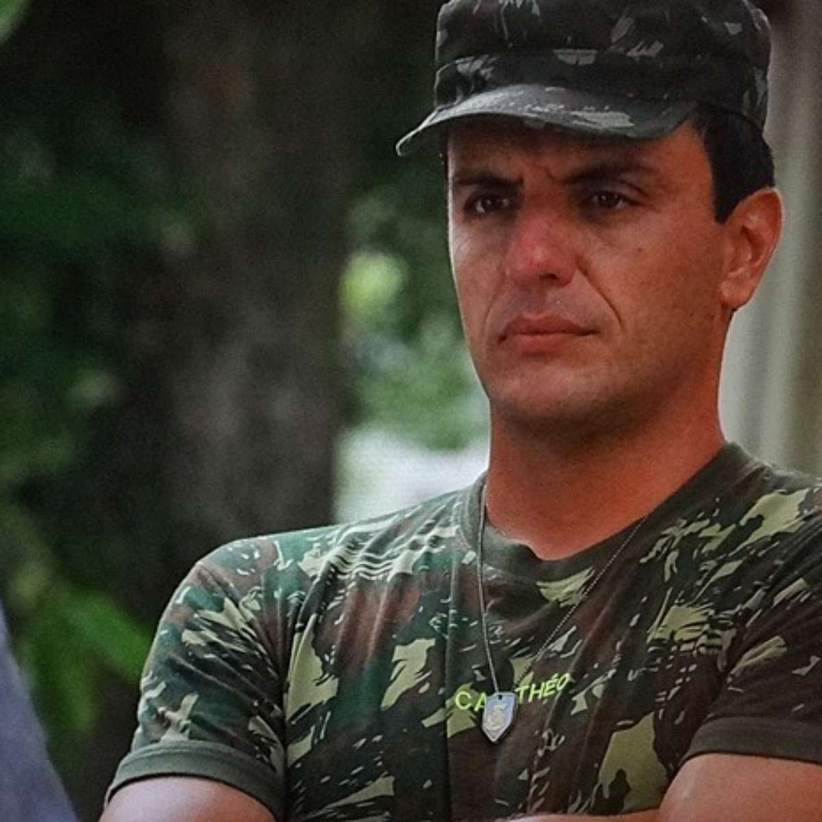 família e redenção.
5. A influência de São Jorge na vida do Capitão Théo.