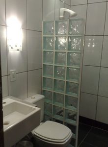 tijolo de vidro banheiro