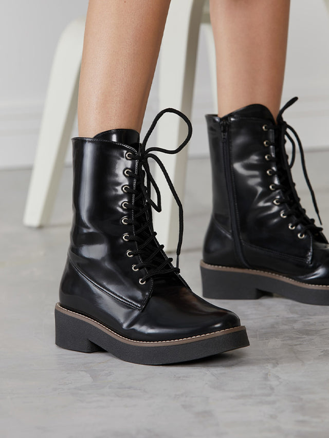 Botas Robustas: Do Coturno ao Work Boot, a Atitude que Você Precisa