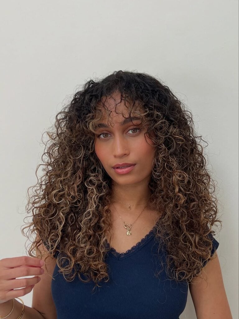 melhores franjas para cabelo cacheado inspiração