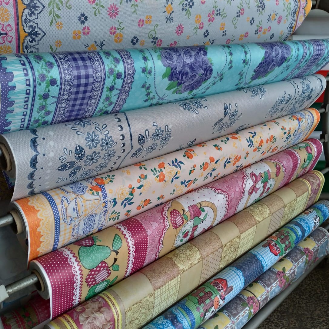 Limpeza e Manutenção de Toalhas de Plástico: Dicas Essenciais para Aumentar a Vida Útil