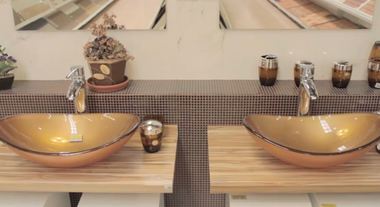 problemas comuns torneira dourada banheiro