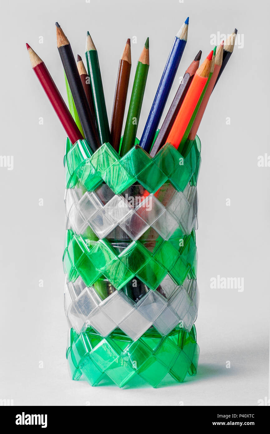 Transforme Garrafas PET em Porta-Objetos Úteis