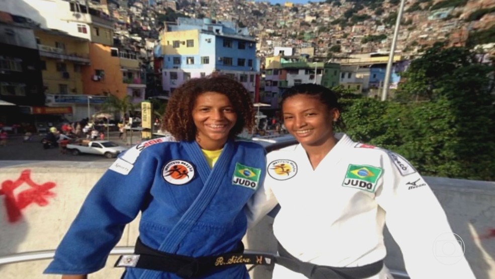 Minha Irmã': Análise da Série e Temas Abordados.
4. Quando a Família se Torna um Desafio: Estratégias para Melhorar a Convivência Fraternal.
5. O Impacto Psicológico de Relações Familiares Não Convencionais.