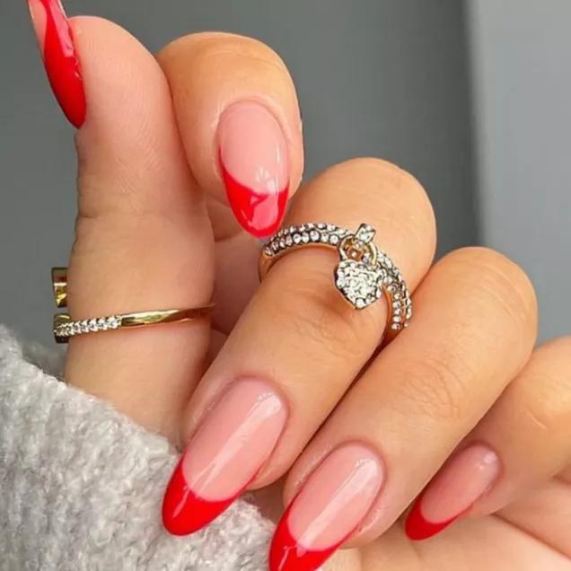 Unhas Almond 2026: As Tendências de Cores e Decorações que Você Precisa Conhecer