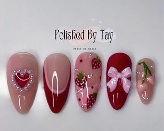 Adesivos ou Unhas Postiças: Qual a Melhor Opção para Suas Unhas de Cereja?