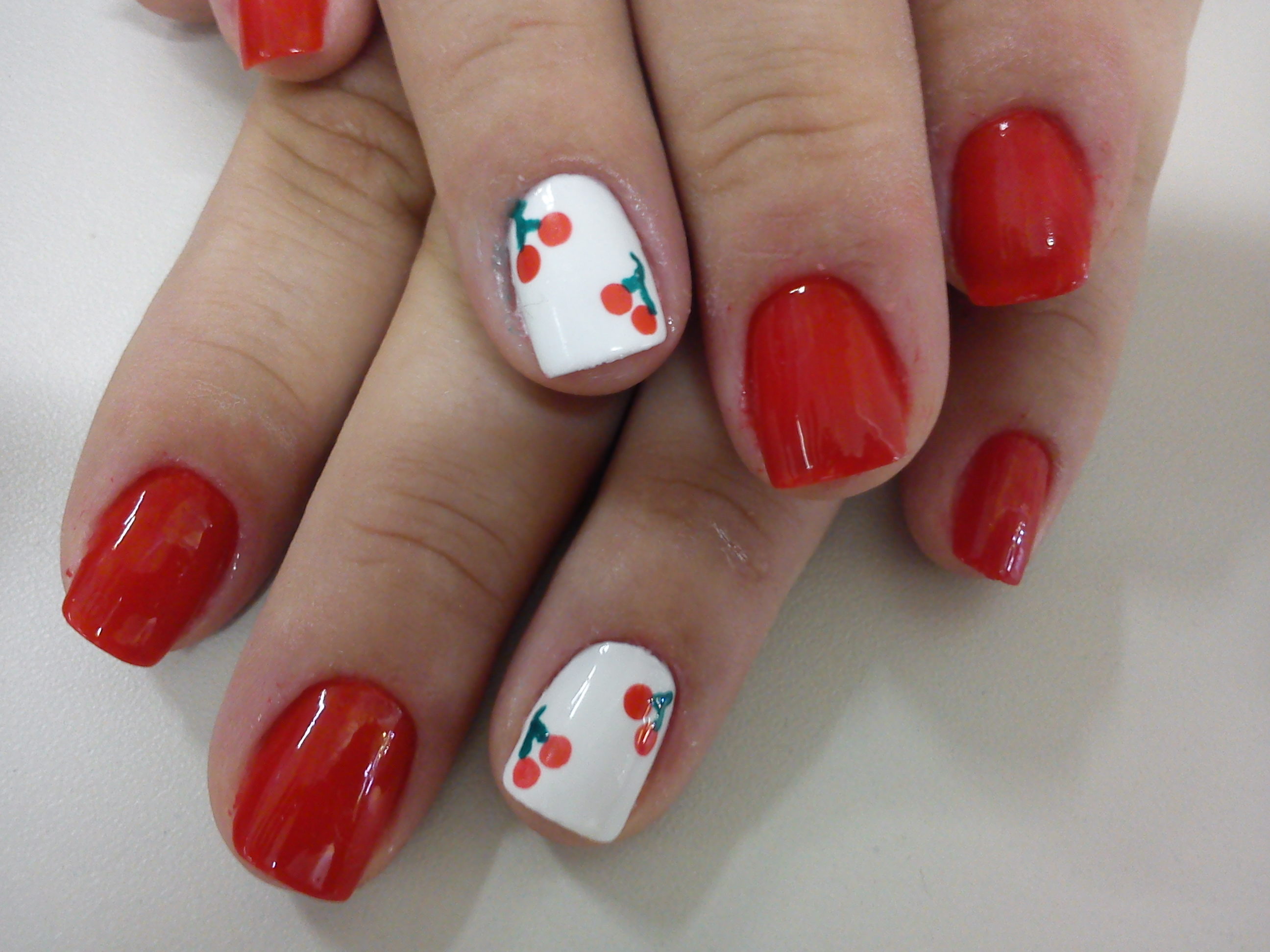 Passo a Passo Completo: Como Fazer Cherry Nails Perfeitas em Casa