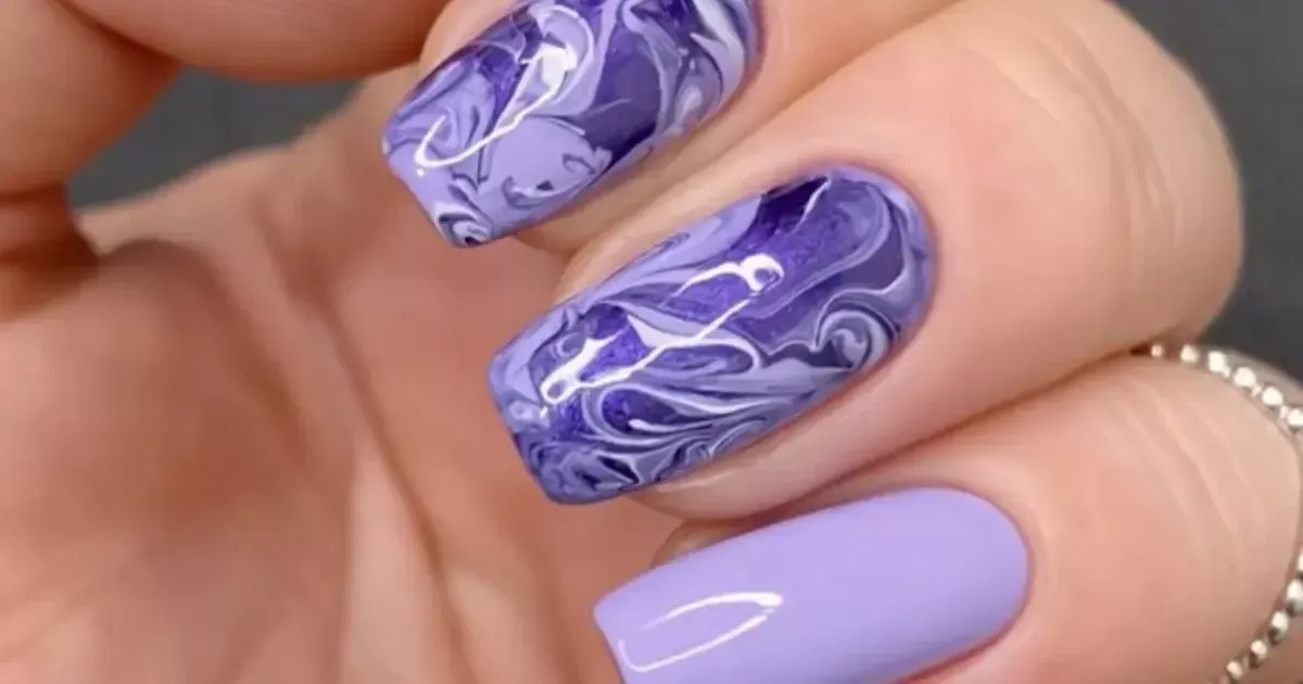 ideias de unhas decoradas marmorizadas para festas
