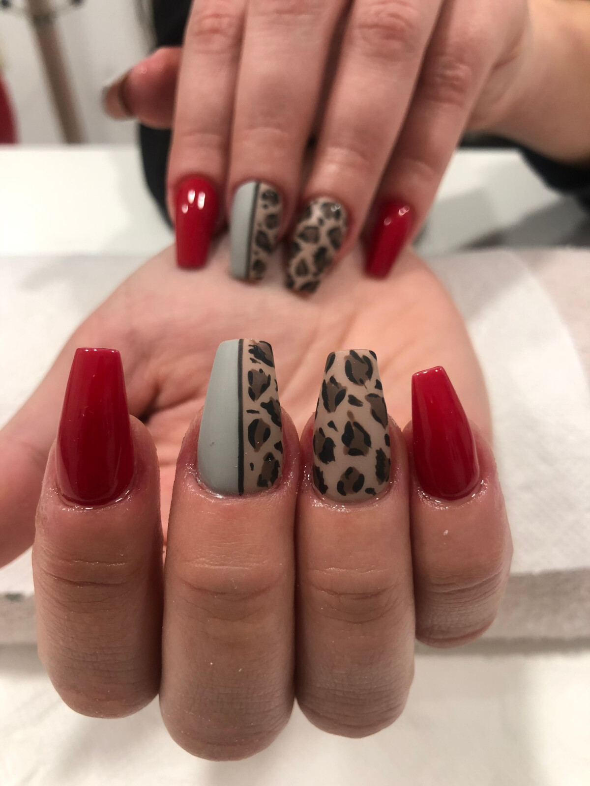 Unhas Minimalistas: Ideias de Oncinha Discreta