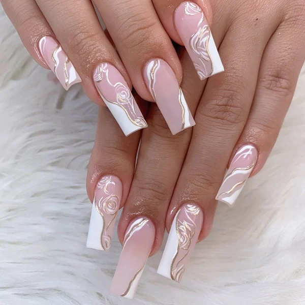 Inspirações de Unhas Brancas Florais para Primavera