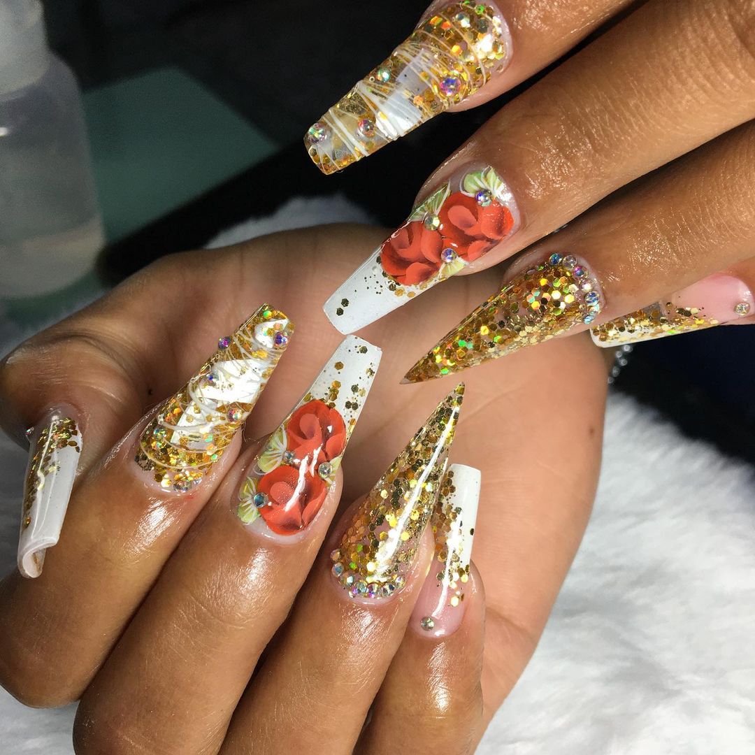 Guia Completo: Materiais Essenciais para Unha Encapsulada com Glitter; Passo a Passo Detalhado: Como Fazer Unha Encapsulada com Glitter em Casa; Inspirações de Nail Art: 10 Estilos de Unha Encapsulada com Glitter para Arrasar; Durabilidade e Cuidados: Tudo Sobre a Manutenção da Unha Encapsulada; Unha Encapsulada vs. Glitter Tradicional: Qual a Melhor Opção para Você?