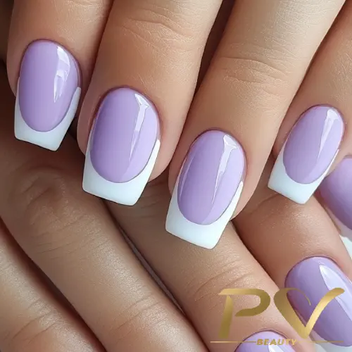 unha lilas com branco