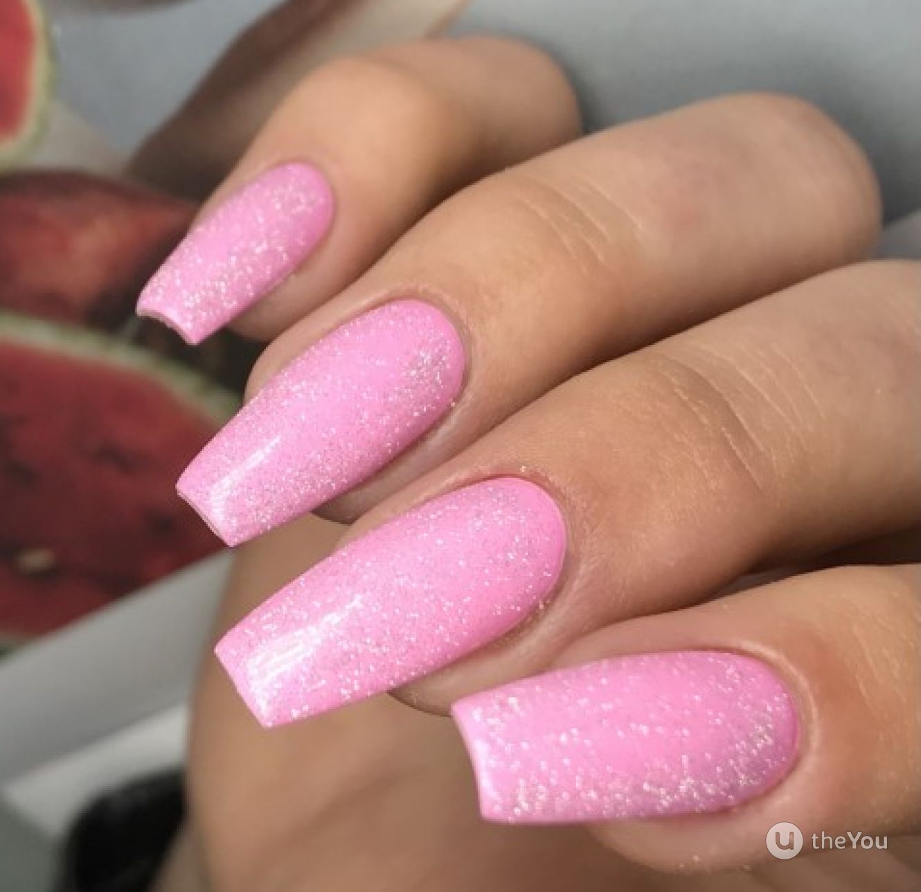 5 Estilos de Unhas Rosa Claro com Glitter para Cada Ocasião