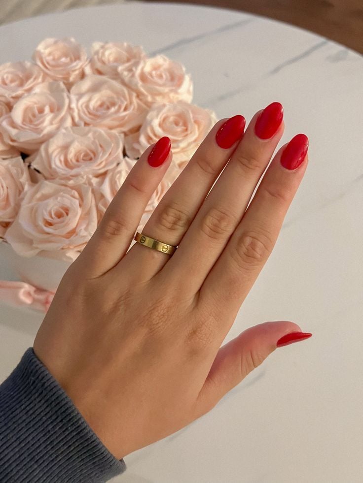 5 ideias de títulos para posts sobre unhas amendoadas vermelhas:
1. Unhas Amendoadas Vermelhas: O Guia Completo para um Visual Poderoso
2. Descubra a Magia da
