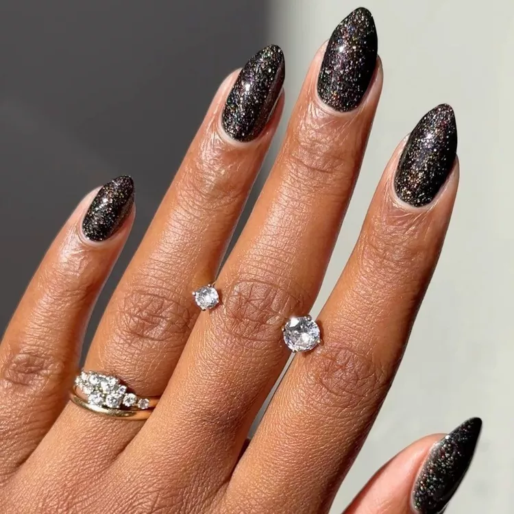 glitter ultra fino vs flocado unhas pretas