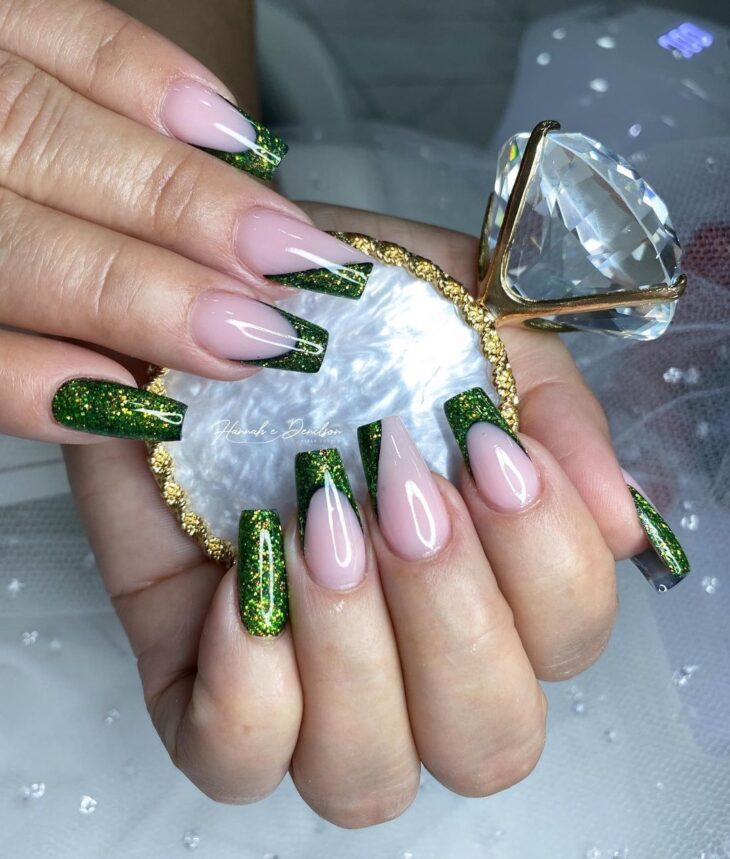 unhas decoradas verde