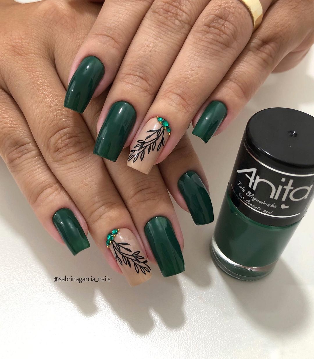 unhas decoradas verde