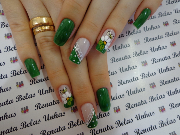 unhas decoradas verde
