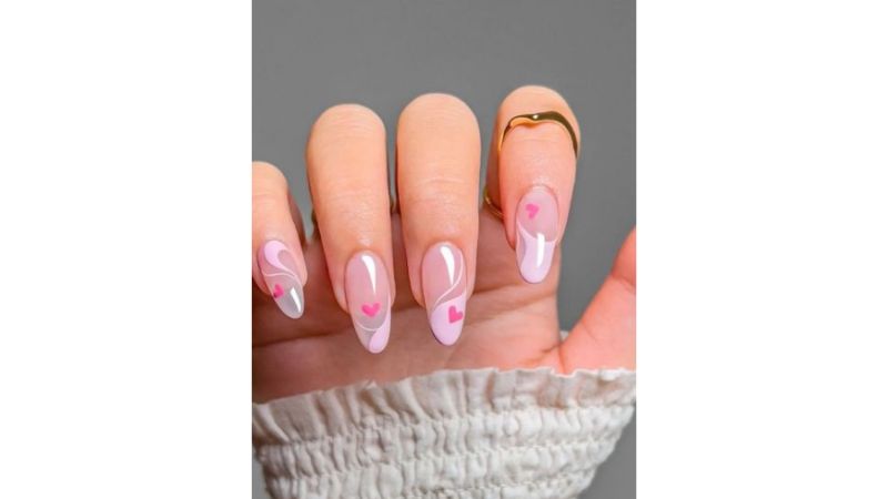 unhas delicadas e elegantes