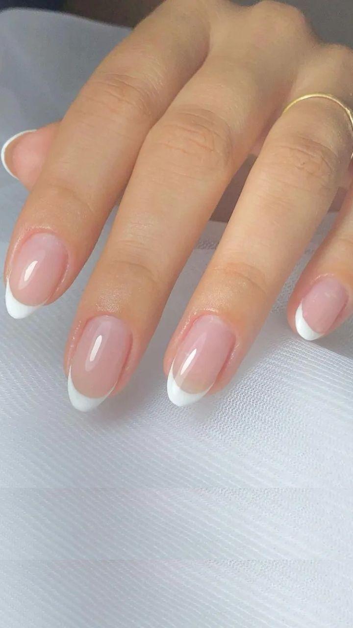 unhas delicadas e elegantes