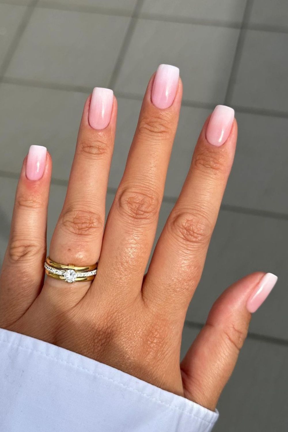 quanto custa fazer unhas delicadas em salão