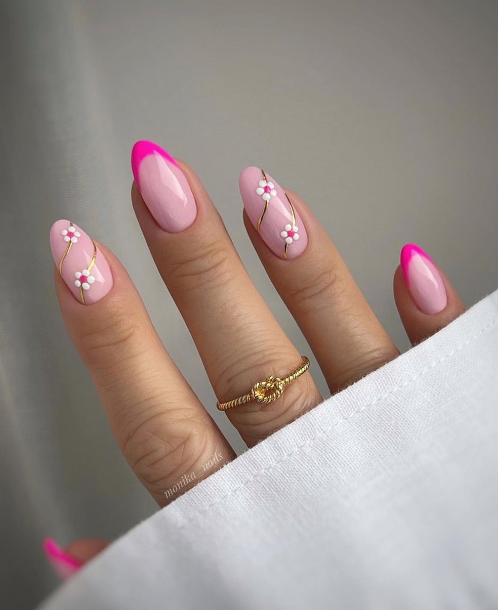 inspiração unhas em gel rose francesinha
