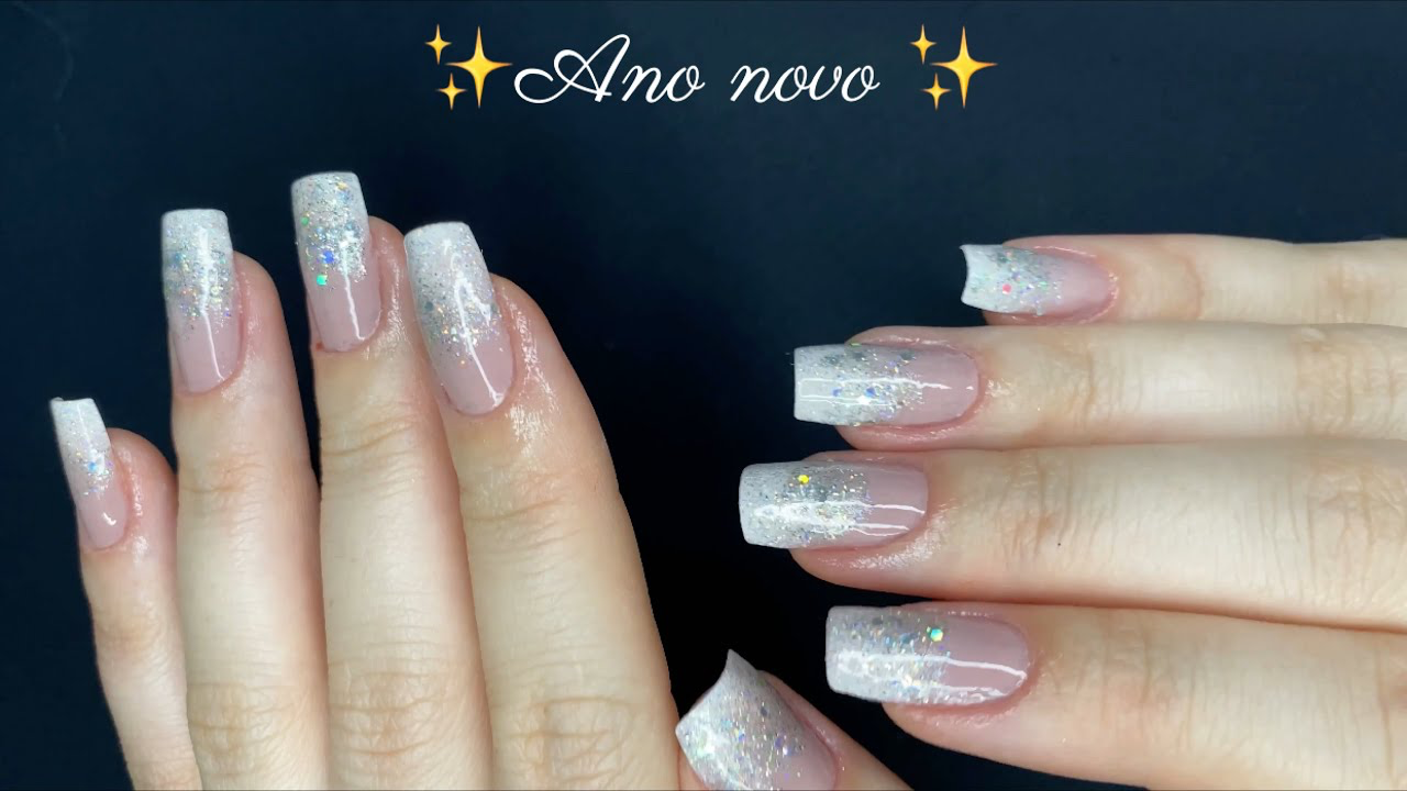 erros comuns ao fazer unhas com glitter para ano novo