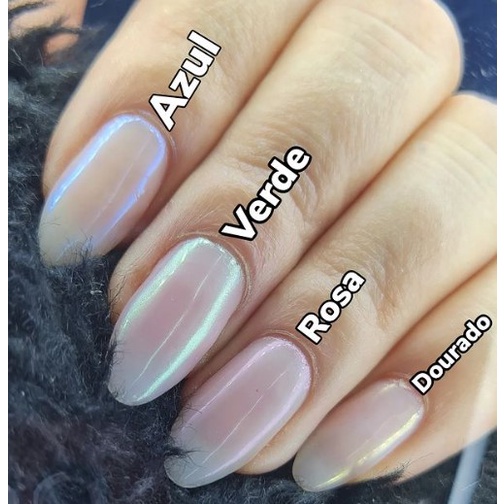 unhas efeito metalizado