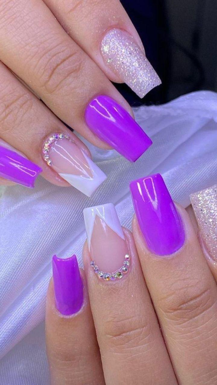 unhas roxo