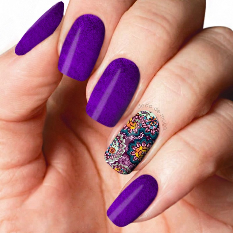 sinais de saúde nas unhas roxas