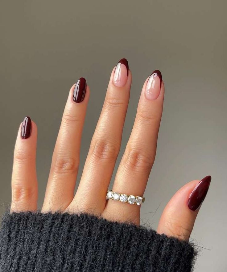 5 Títulos para Posts sobre Unhas Tumblr:
1. Unhas Tumblr 2026: O Guia Completo das Tendências Minimalistas
2. Descubra os Formatos de Unha que Vão Dominar 2026
3. Cores e Acabamentos que Definem as Unhas Tumblr do Ano
4. Como Tirar Fotos Incríveis das Suas Unhas Estilo Tumblr
5. Unhas Tumblr: Do Minimalismo Sofisticado ao Glamour com Glitter