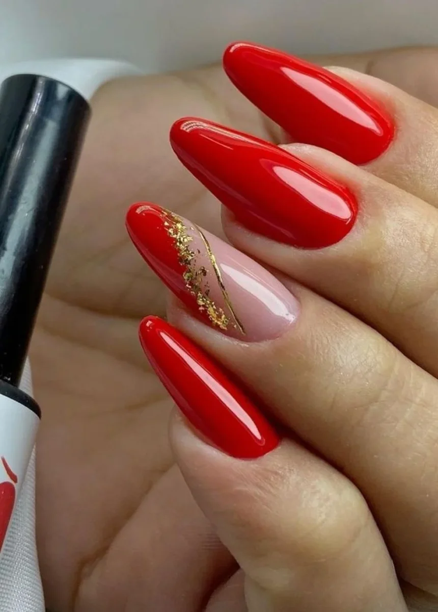 unhas vermelhas decoradas