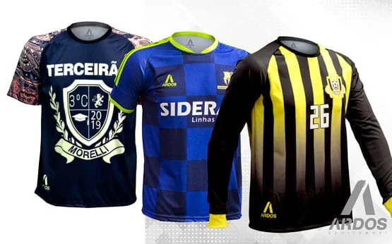 uniforme de futebol azul e preto: qual o significado das cores