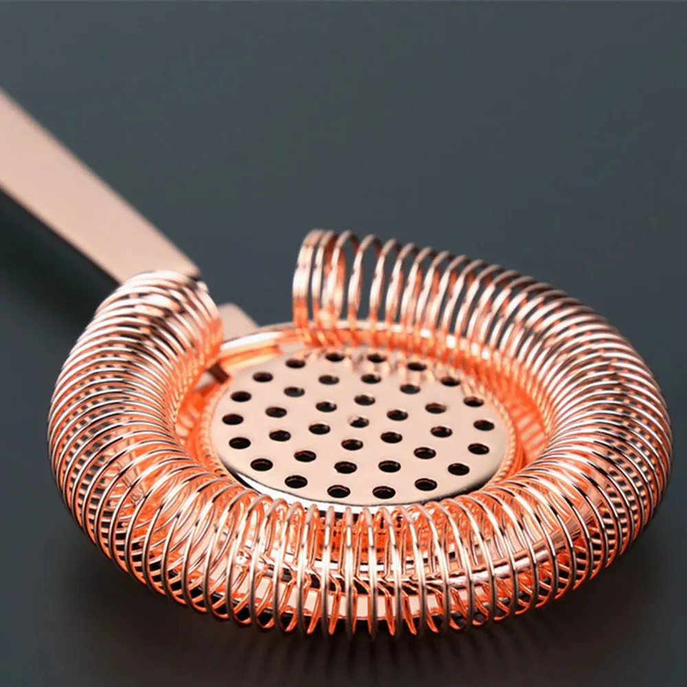 Dosador, Coqueteleira e Mais: O Que Você Realmente Precisa para Fazer Drinks