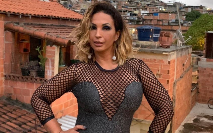 uma trajetória de empoderamento.
4. Análise: Como Valesca Popozuda usa sua imagem para causas sociais.
5. Valesca Popozuda e a liberdade de expressão: Um debate sobre corpos e protestos.