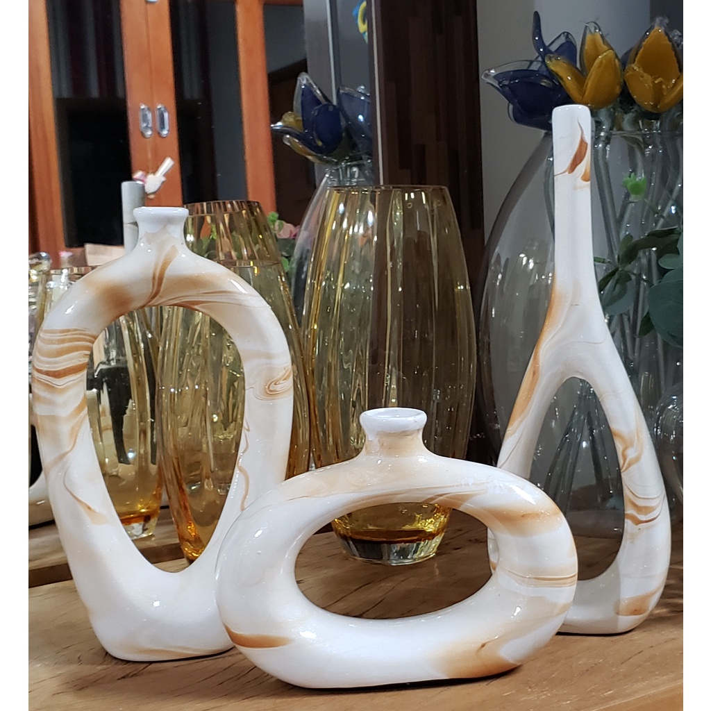 vasos de cerâmica modernos