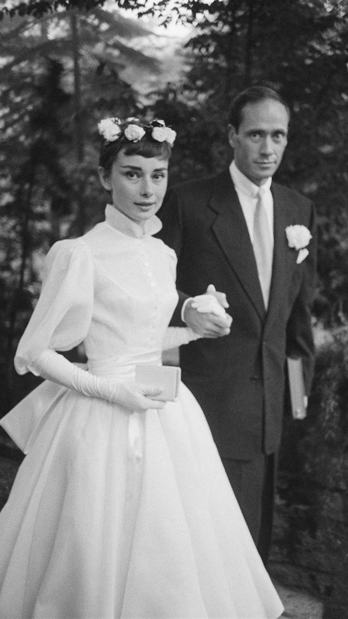 A história por trás do vestido icônico de Audrey Hepburn