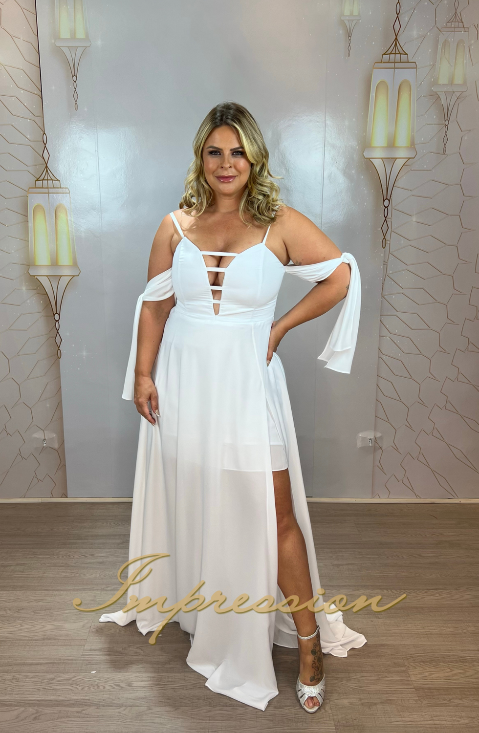Vestido branco plus size para casamento