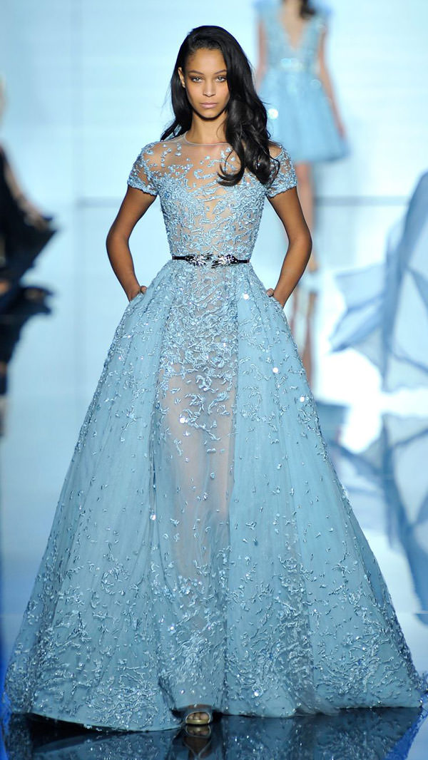 vestido de princesa azul claro