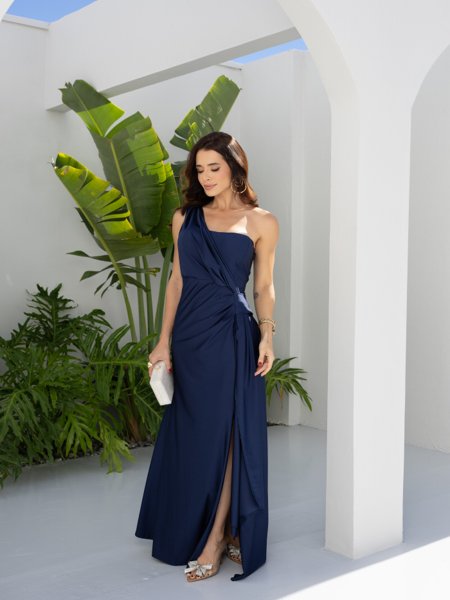 vestido de formatura luxo com capa