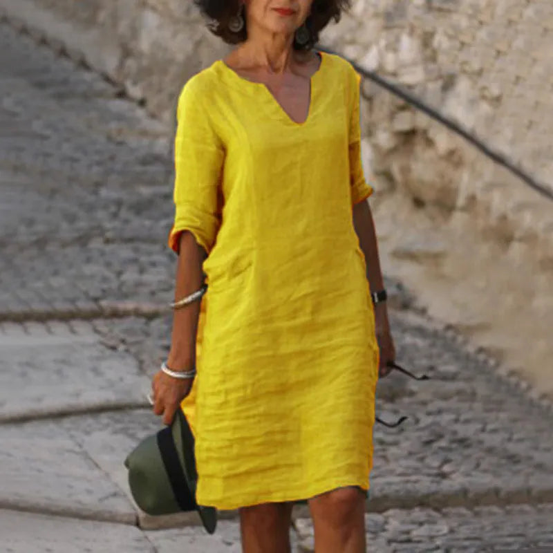 vestido de linho soltinho com tênis