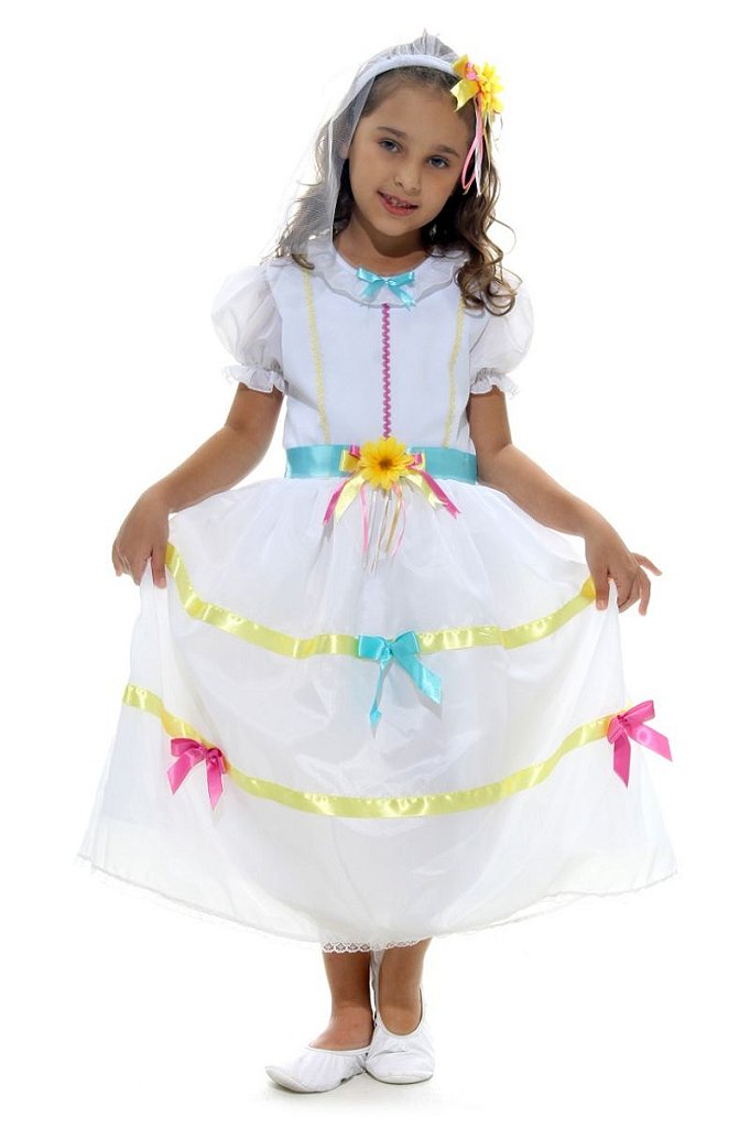 Como customizar seu vestido de noiva caipira