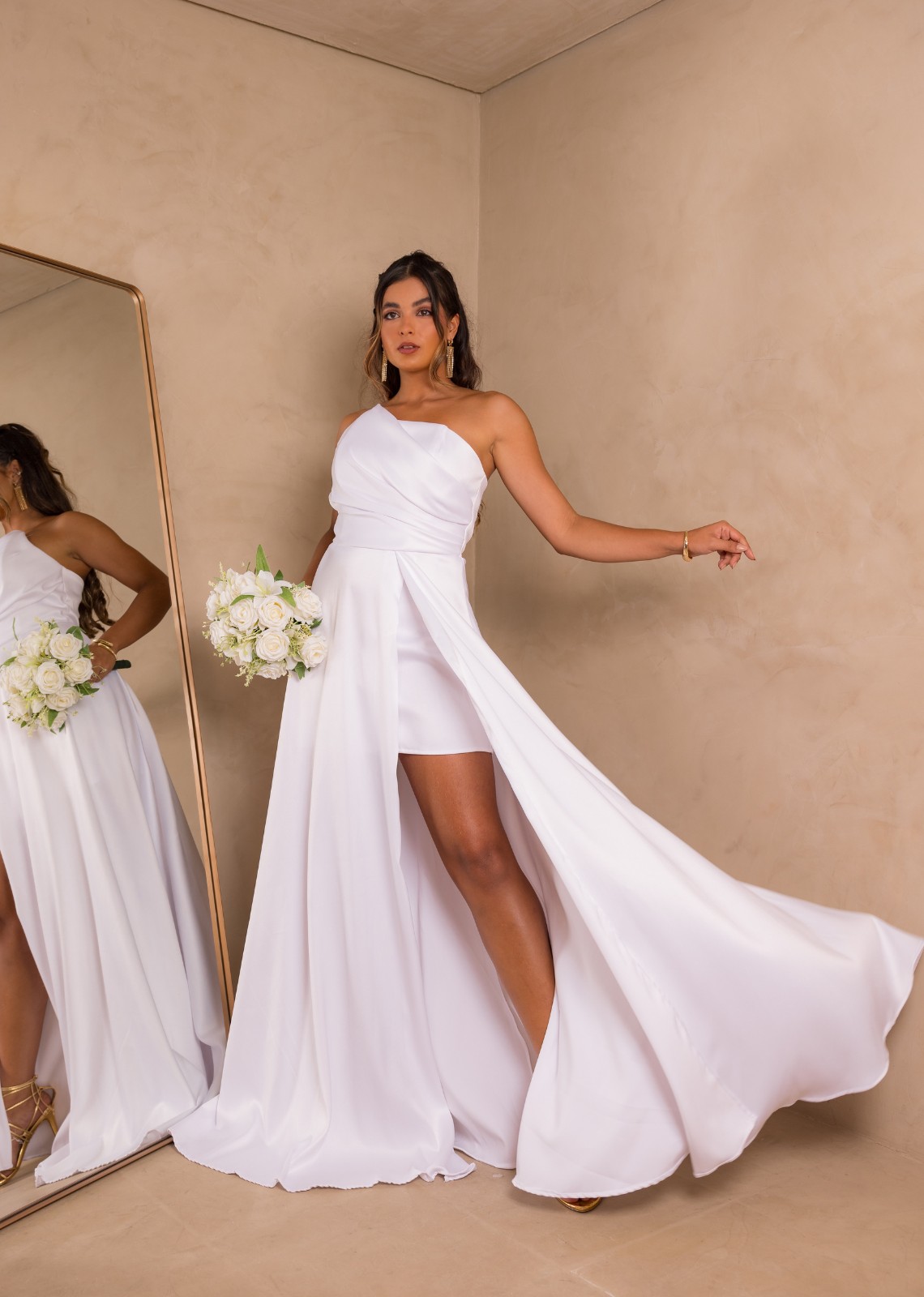 Vestido de noiva civil minimalista