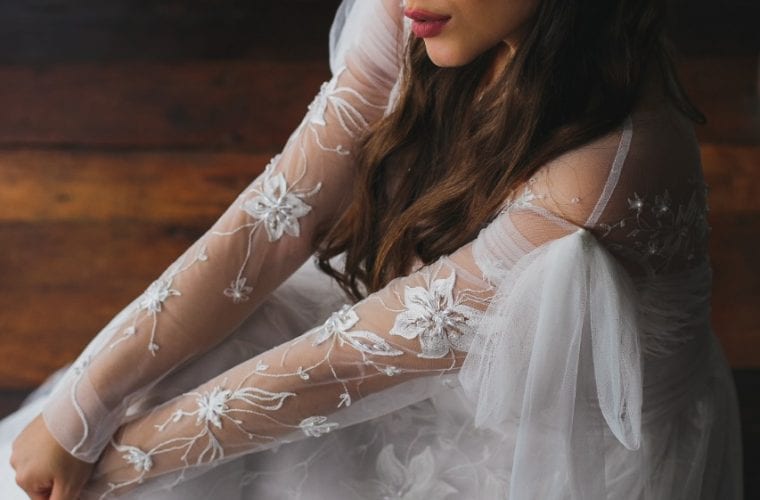 vestido de noiva manga caida