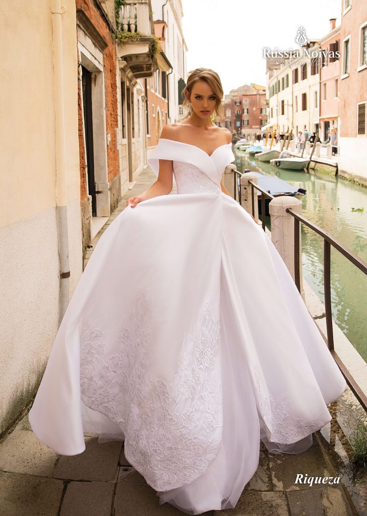 vestido de noiva manga caida