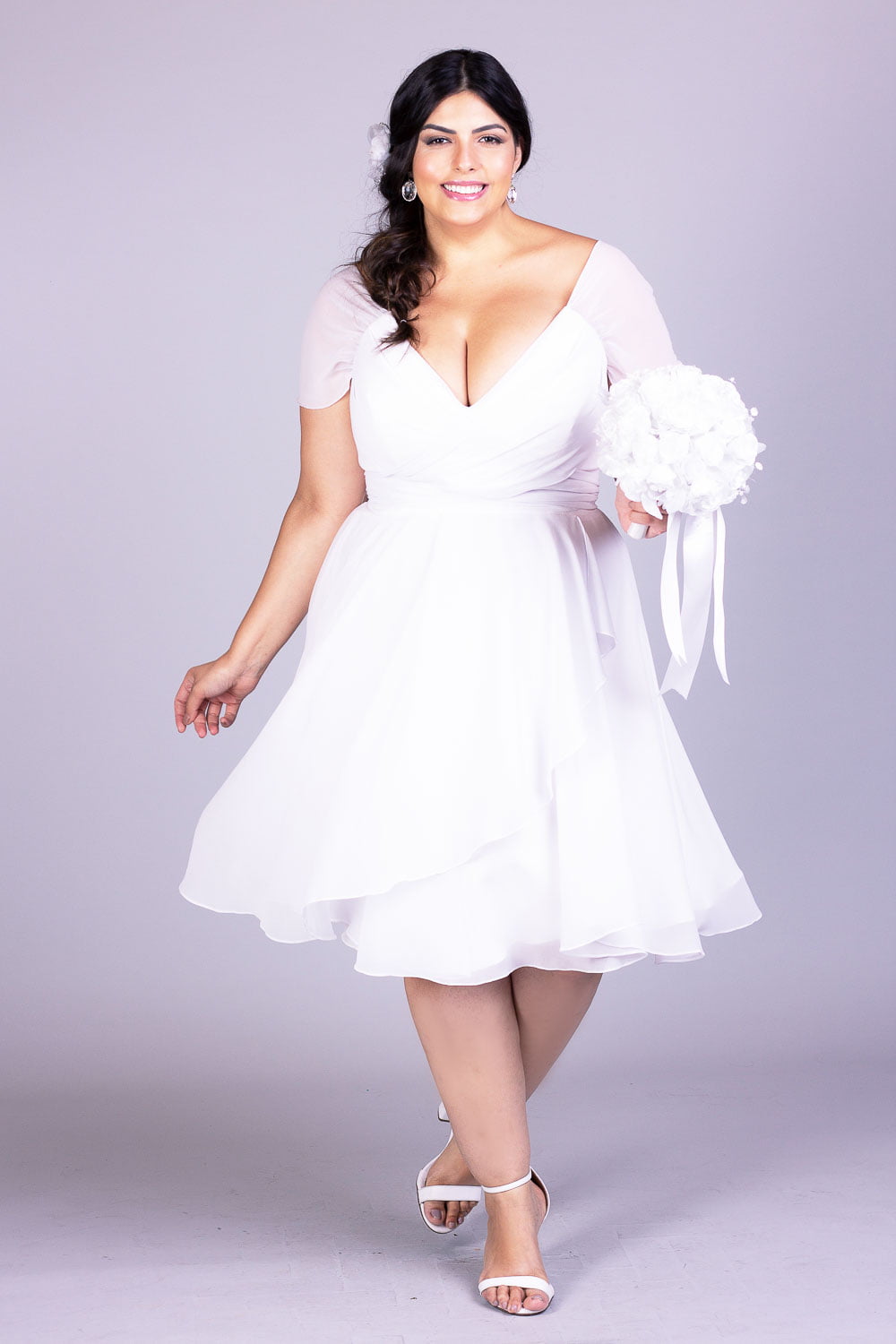 vestido de noiva plus size minimalista
